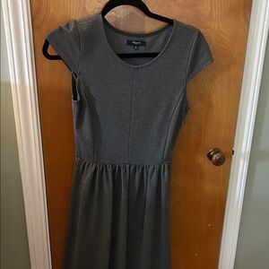 Madewell Gray Cap Sleeve Midi Dress stretch